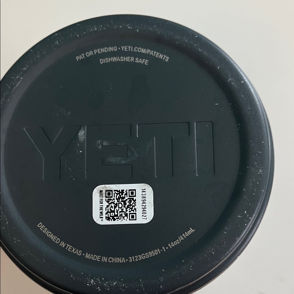 YETI Black Stainless Steel Insulated Mug with Lid 14 Oz - Picture 7 of 8